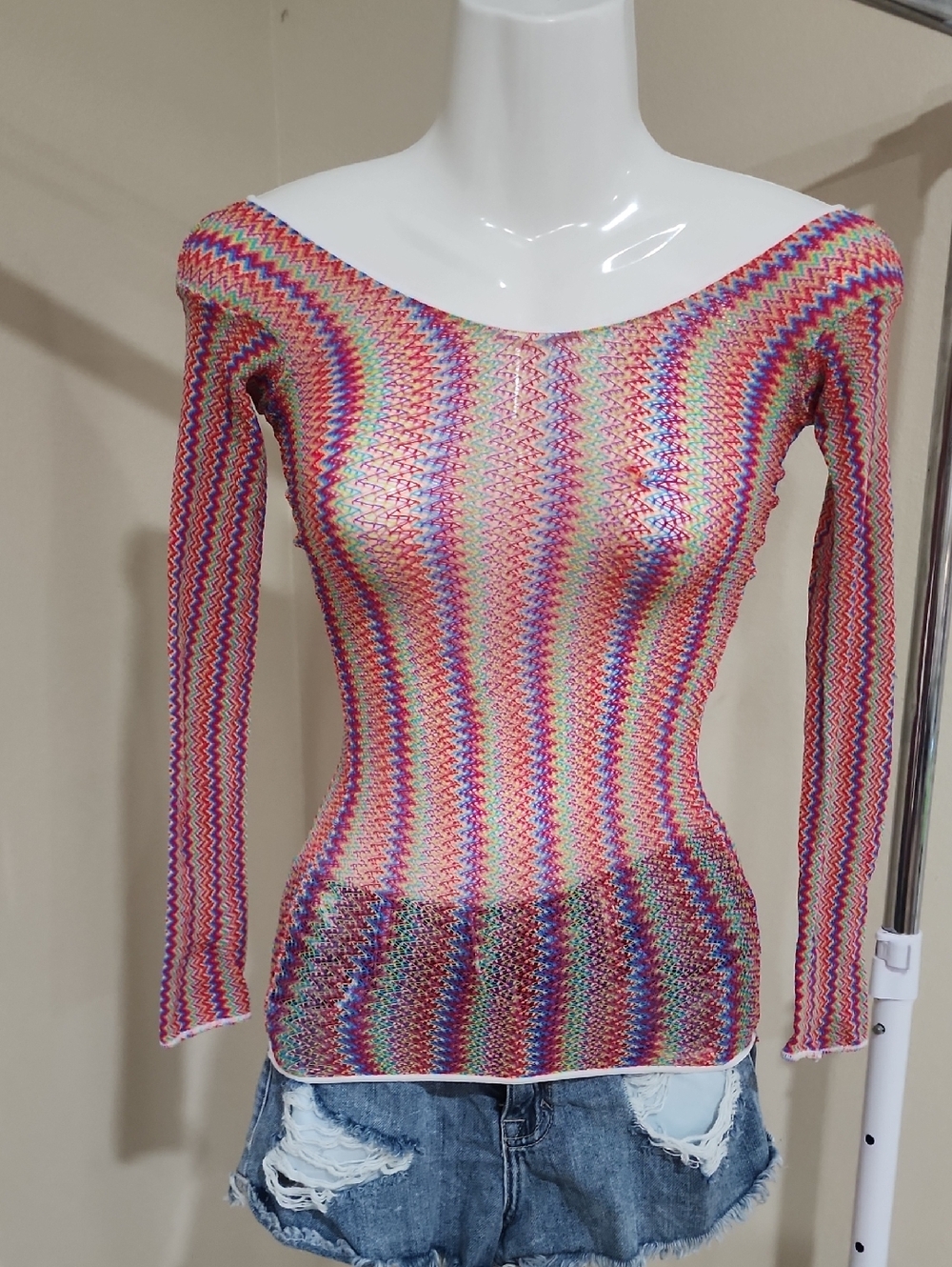 Colorful Zigzag Knit Top